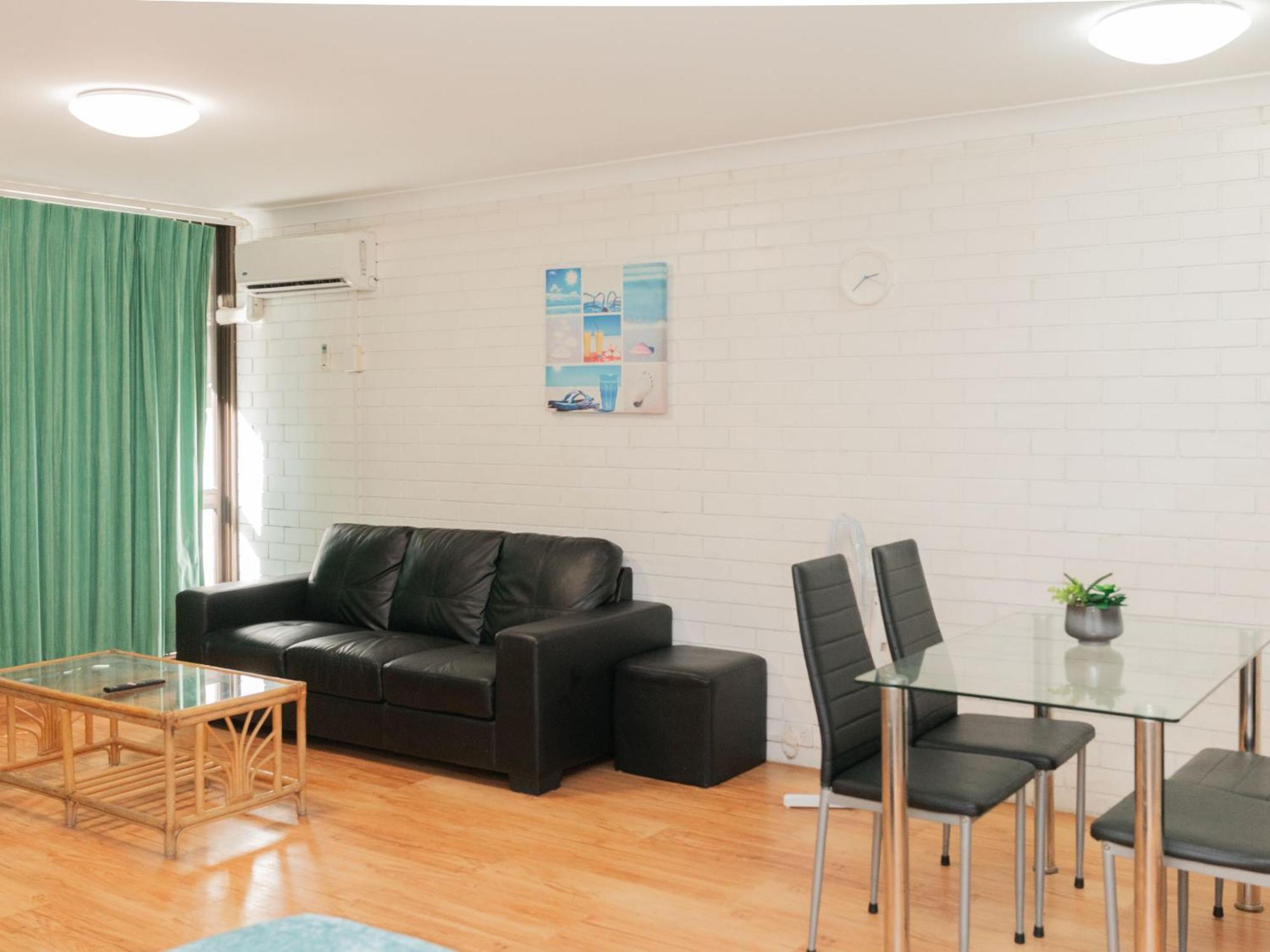 Trickett Gardens Holiday Inn Gold Coast Luaran gambar